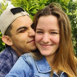 Meet your Posher, Elysa